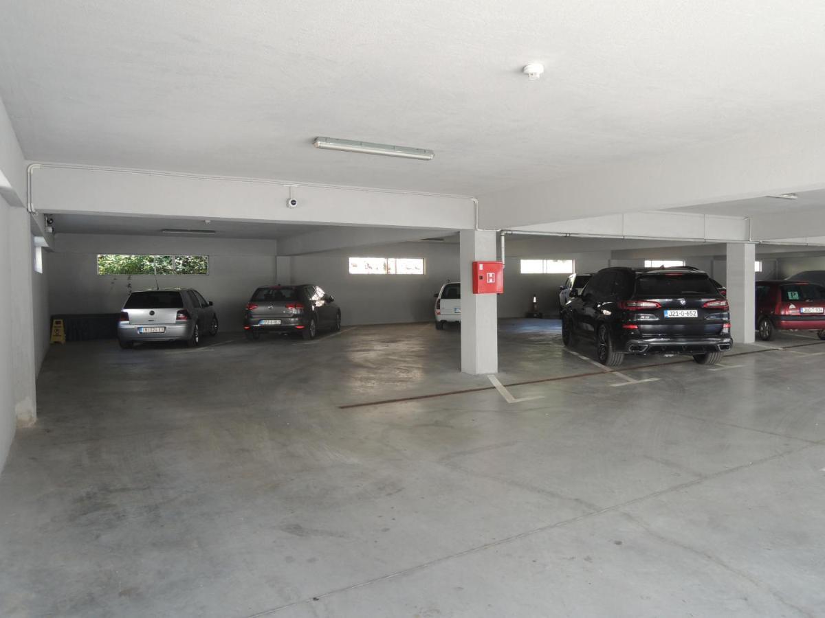 Hotel Logavina 8 Garage Parking SJJ Eksteriør bilde